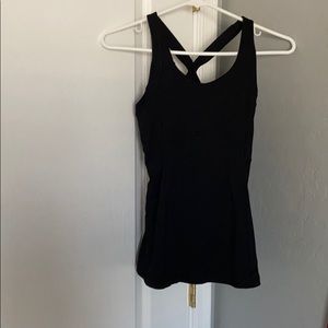 Lululemon tank